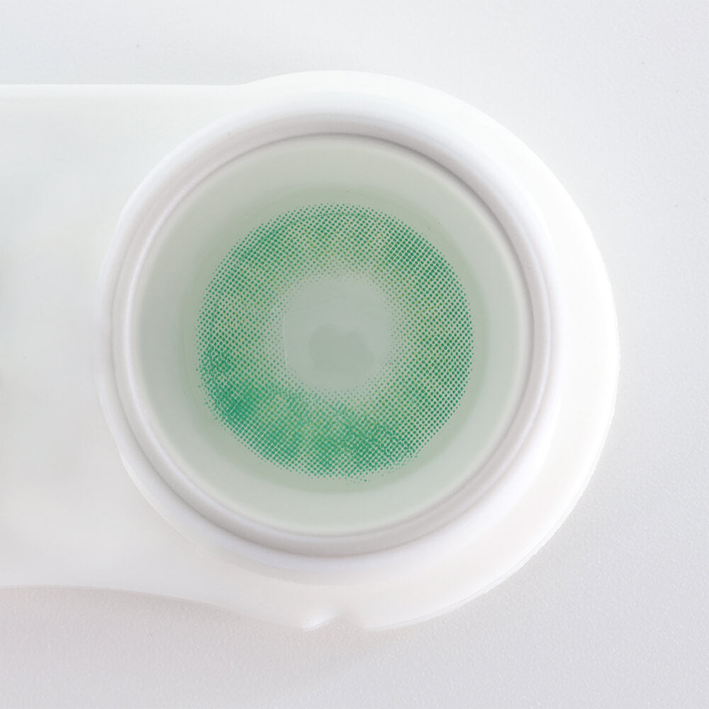 Queen Verde Contact Lenses